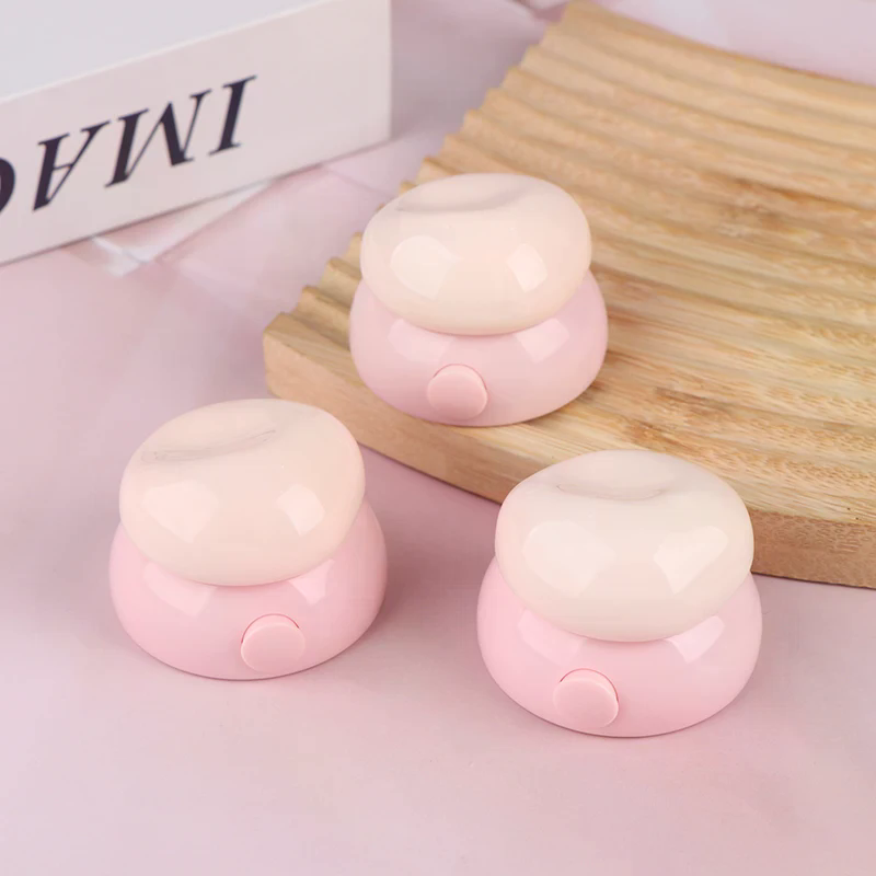 Lip Balm - 3.5 جرام صندوق كريم وجه صغير